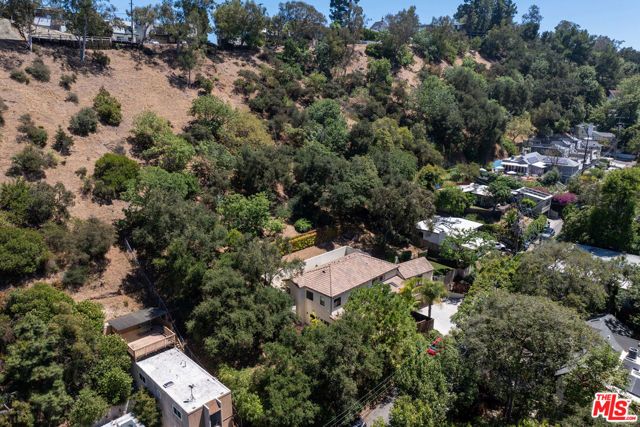 8836 Wonderland Avenue, Los Angeles, CA 90046