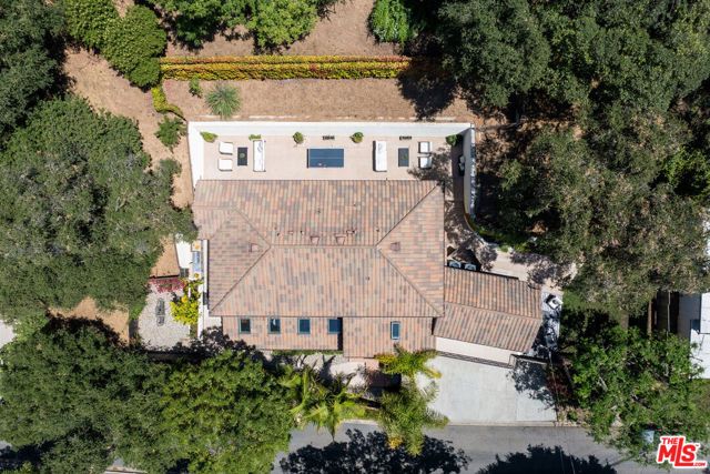 8836 Wonderland Avenue, Los Angeles, CA 90046