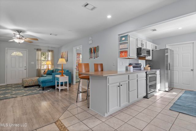 20243 Cliff Allen Lane, Long Beach, MS 39560