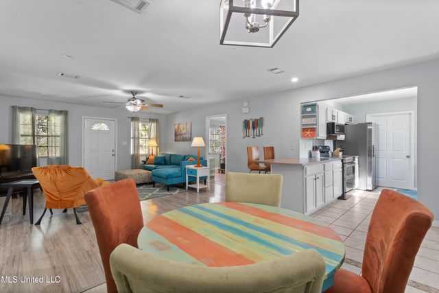 20243 Cliff Allen Lane, Long Beach, MS 39560