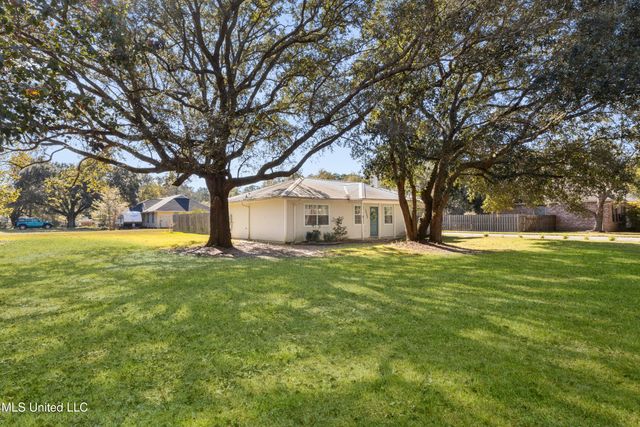 20243 Cliff Allen Lane, Long Beach, MS 39560