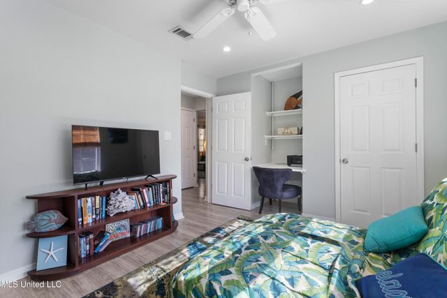 20243 Cliff Allen Lane, Long Beach, MS 39560