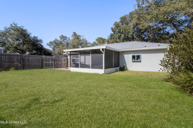 20243 Cliff Allen Lane, Long Beach, MS 39560