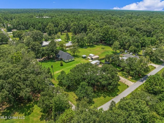 20243 Cliff Allen Lane, Long Beach, MS 39560