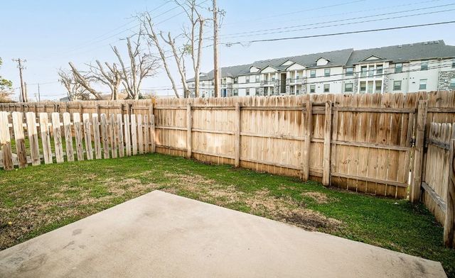 2704 Vine Court, Denton, TX 76209