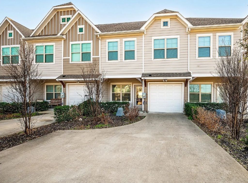 2704 Vine Court, Denton, TX 76209