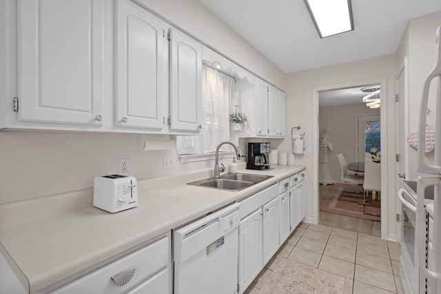 810 S FAIRVIEW RD A, Columbia, MO 65203