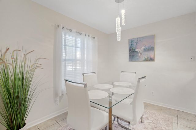 810 S FAIRVIEW RD A, Columbia, MO 65203