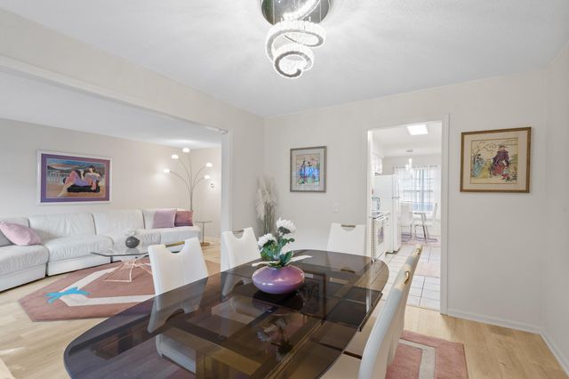 810 S FAIRVIEW RD A, Columbia, MO 65203