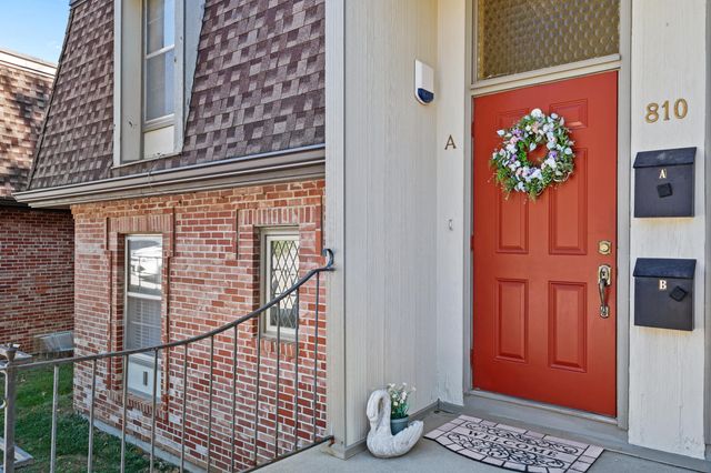 810 S FAIRVIEW RD A, Columbia, MO 65203