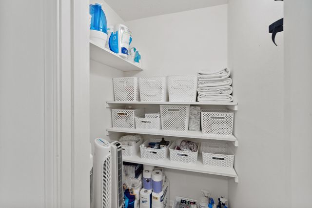 810 S FAIRVIEW RD A, Columbia, MO 65203