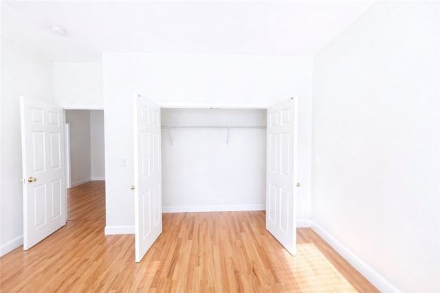 215 State Street B, Bristol, RI 02809