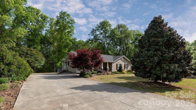 2322 Bearskin Lane, Monroe, NC 28110