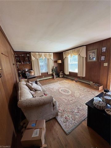 2619 Phillips Avenue, Greensboro, NC 27405