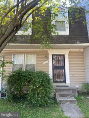5421 INGLEBORO CT, Capitol Heights, MD 20743