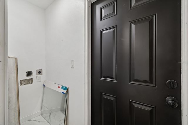 8737 BAY POINTE DRIVE, Tampa, FL 33615