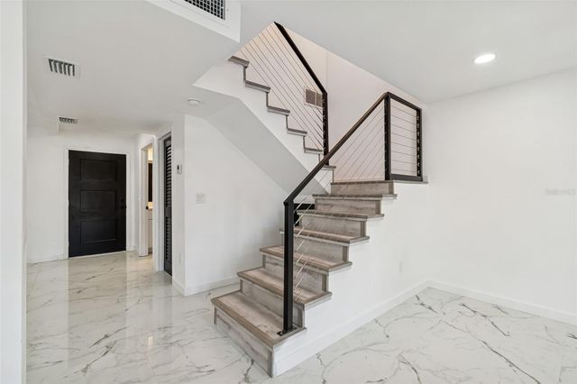 8737 BAY POINTE DRIVE, Tampa, FL 33615