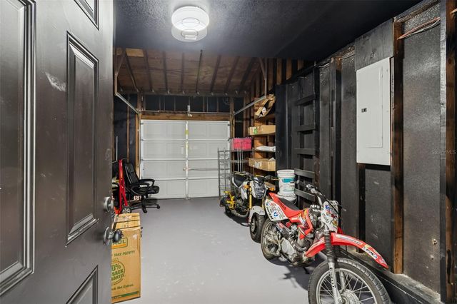 8737 BAY POINTE DRIVE, Tampa, FL 33615