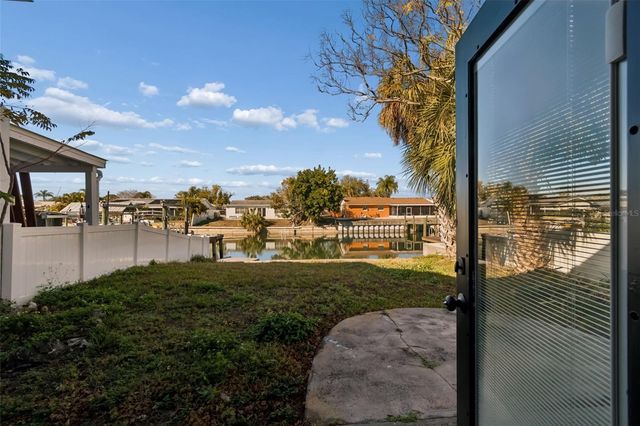 8737 BAY POINTE DRIVE, Tampa, FL 33615