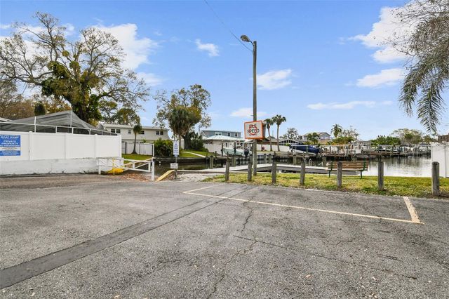 8737 BAY POINTE DRIVE, Tampa, FL 33615