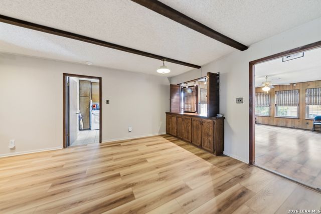 323 Madrid, Universal City, TX 78148