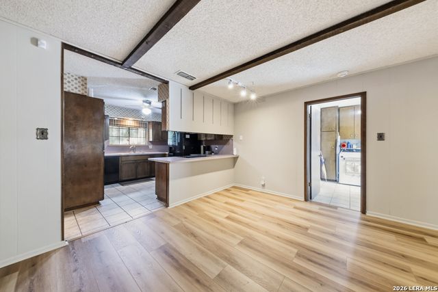 323 Madrid, Universal City, TX 78148