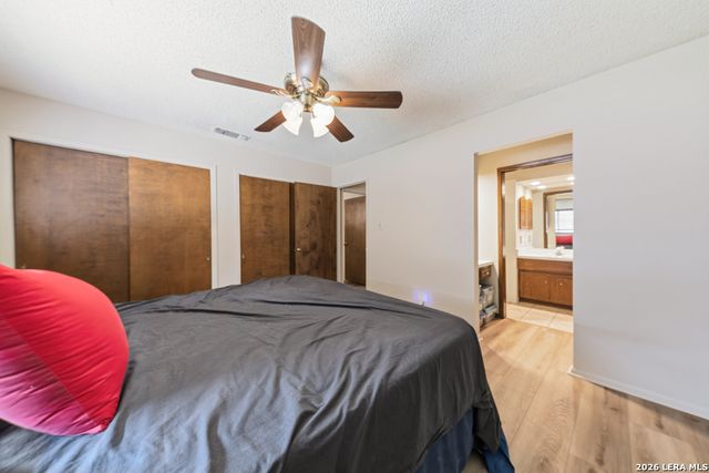 323 Madrid, Universal City, TX 78148