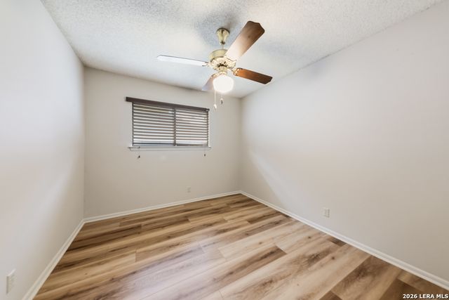 323 Madrid, Universal City, TX 78148