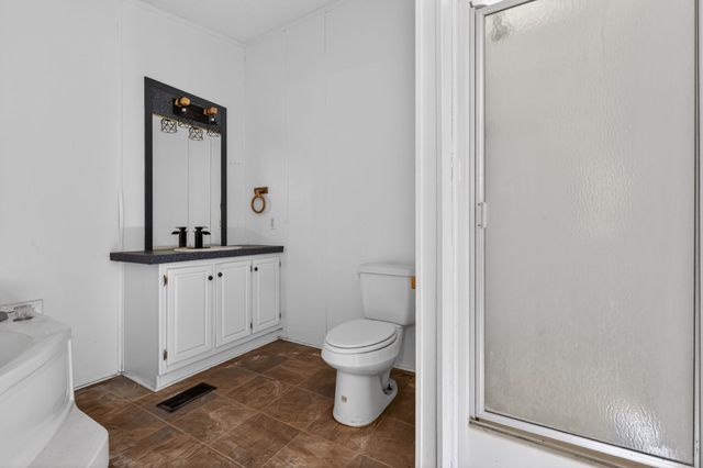 1550 Wild Horse Lane, Stephenville, TX 76401