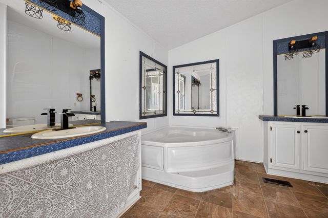 1550 Wild Horse Lane, Stephenville, TX 76401