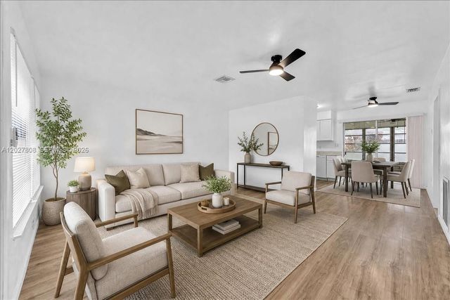 6531 Sherman St, Hollywood, FL 33024