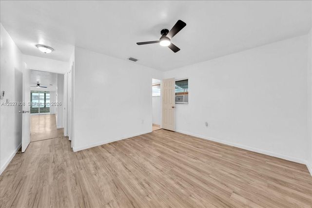 6531 Sherman St, Hollywood, FL 33024