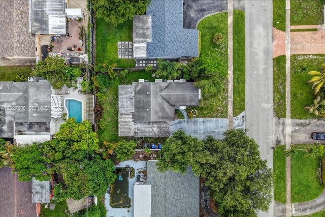6531 Sherman St, Hollywood, FL 33024