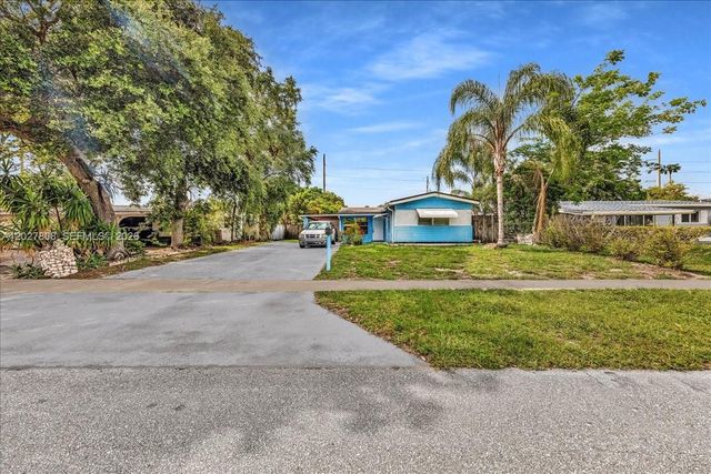6531 Sherman St, Hollywood, FL 33024