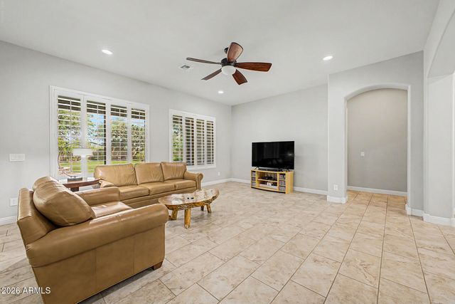 3332 E AZALEA Drive, Gilbert, AZ 85298