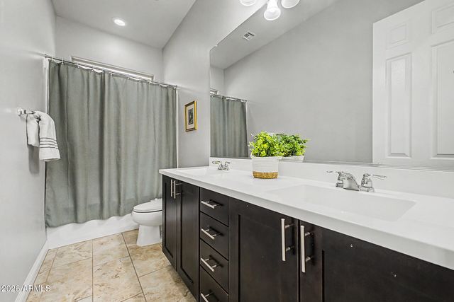 3332 E AZALEA Drive, Gilbert, AZ 85298