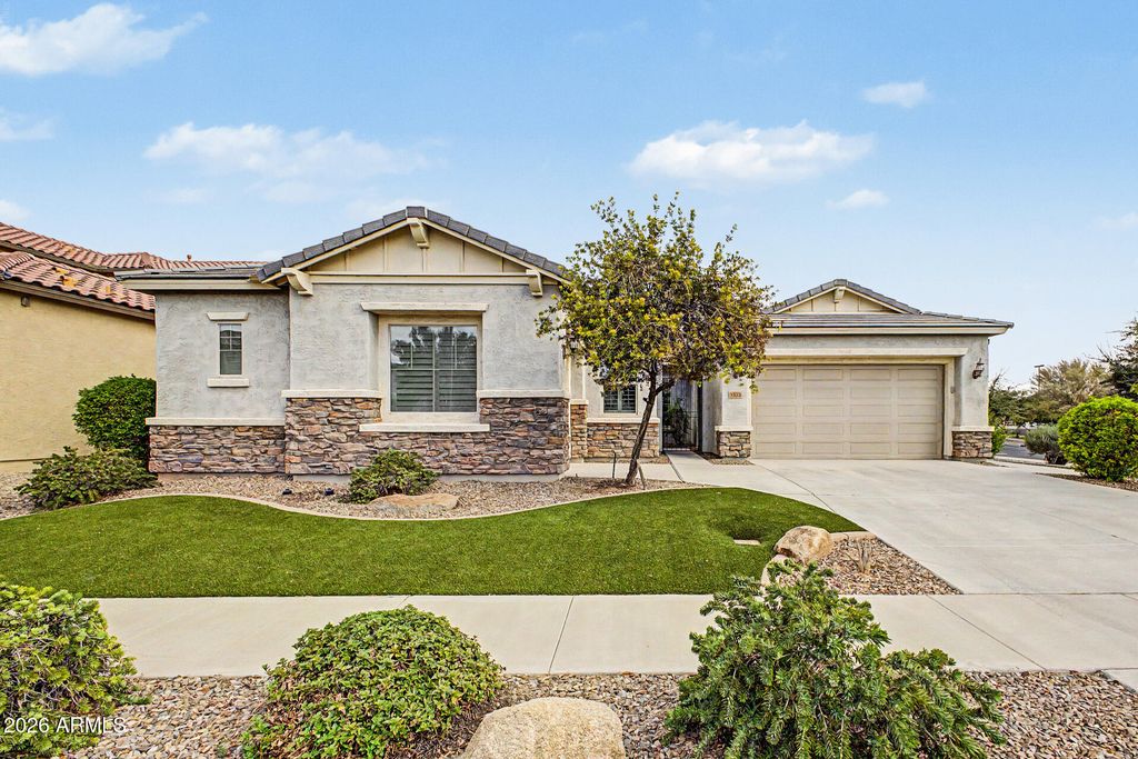 3332 E AZALEA Drive, Gilbert, AZ 85298 — exterior