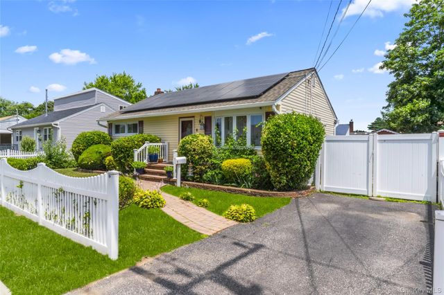 3414 Great Neck Road, Amityville, NY 11701