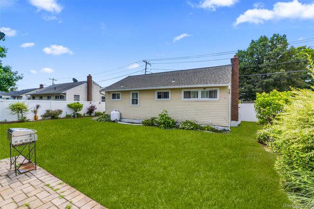 3414 Great Neck Road, Amityville, NY 11701