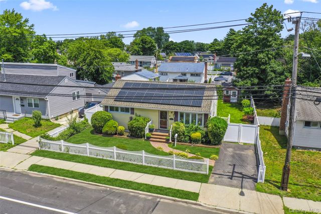 3414 Great Neck Road, Amityville, NY 11701