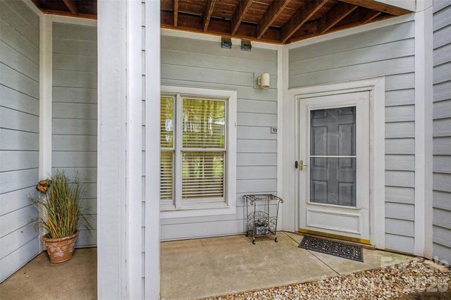 18726 Nautical Drive 103, Cornelius, NC 28031