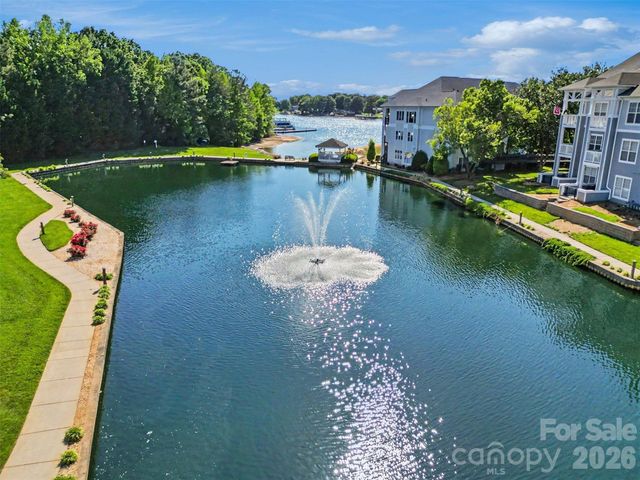 18726 Nautical Drive 103, Cornelius, NC 28031