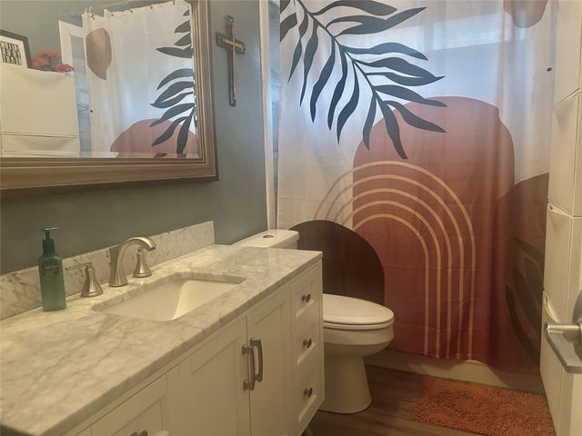 203 Hillside Drive, Kennedale, TX 76060