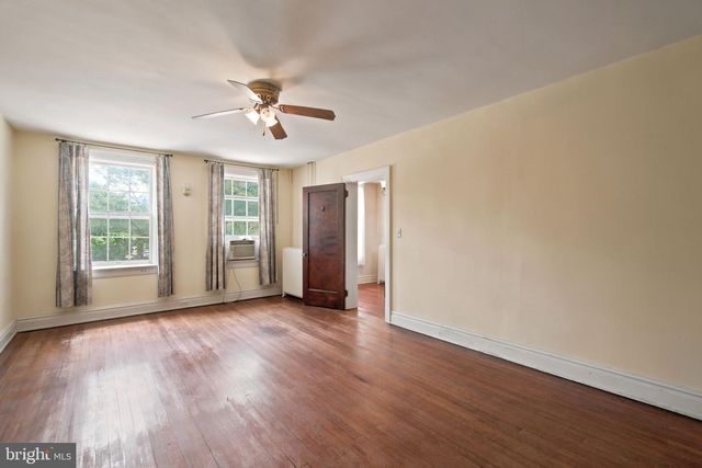 112 E MAIN ST, Westminster, MD 21157