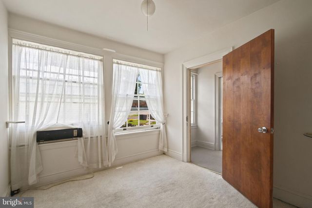 112 E MAIN ST, Westminster, MD 21157