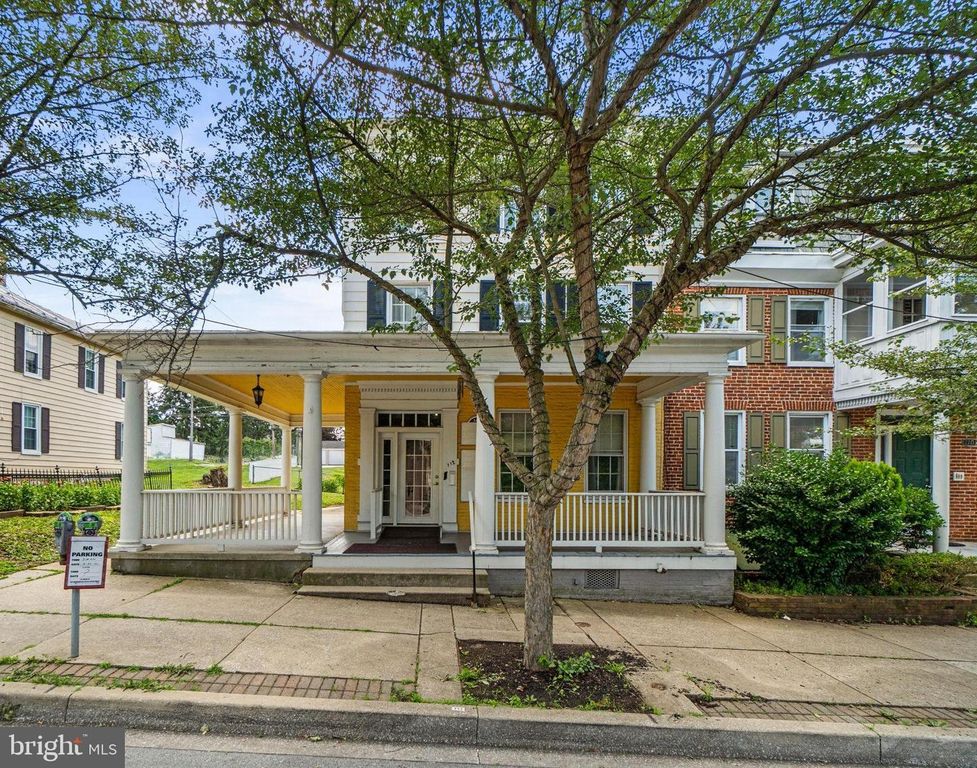 112 E MAIN ST, Westminster, MD 21157