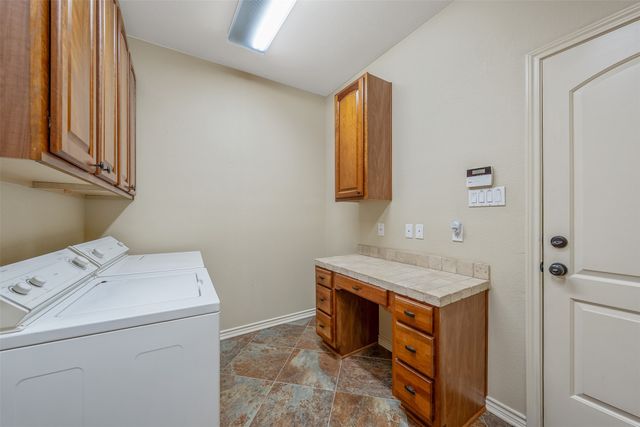 6526 Ashmore, Tyler, TX 75703