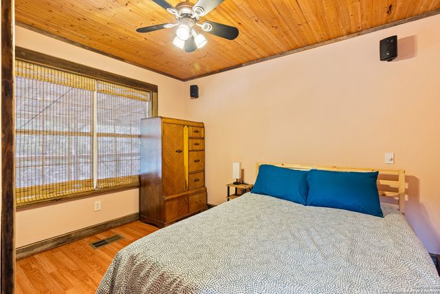 1420 lakeshore, Canyon Lake, TX 78133