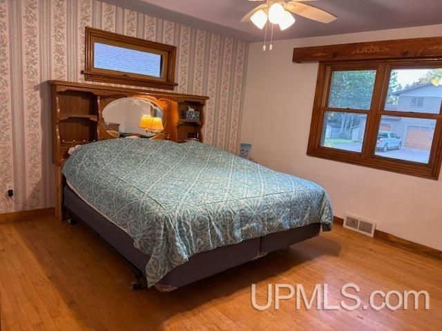 505 W Southland Avenue, Ironwood, MI 49938