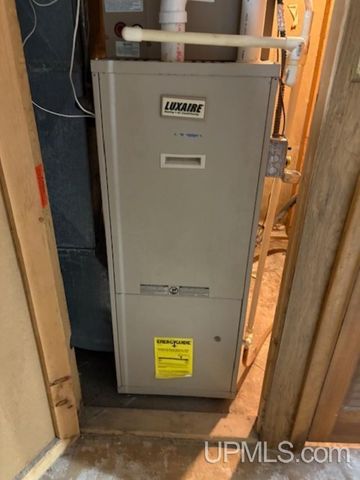 505 W Southland Avenue, Ironwood, MI 49938